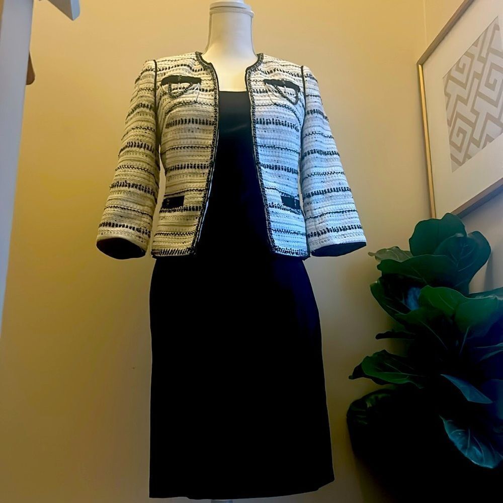 White house black market jacket  size 2 united color of Benton black dress xs